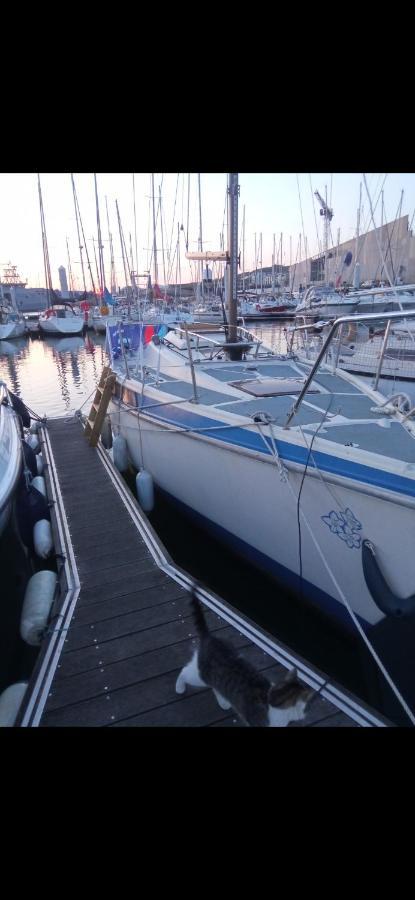 Botel Miraflores Boulogne-sur-Mer