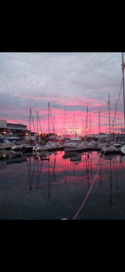 Botel Miraflores Boulogne-sur-Mer