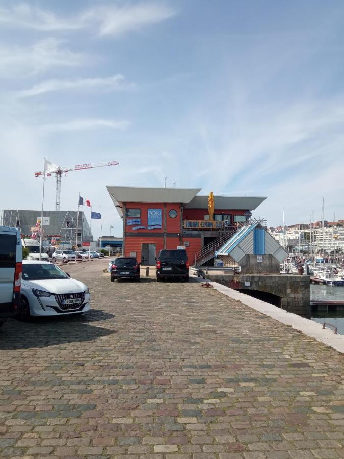 Miraflores Botel
